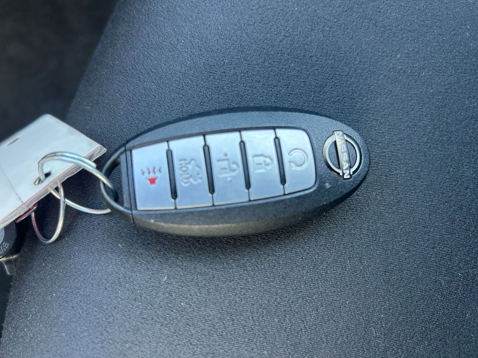 Used 2025 Nissan Altima 2.5 SV image 21