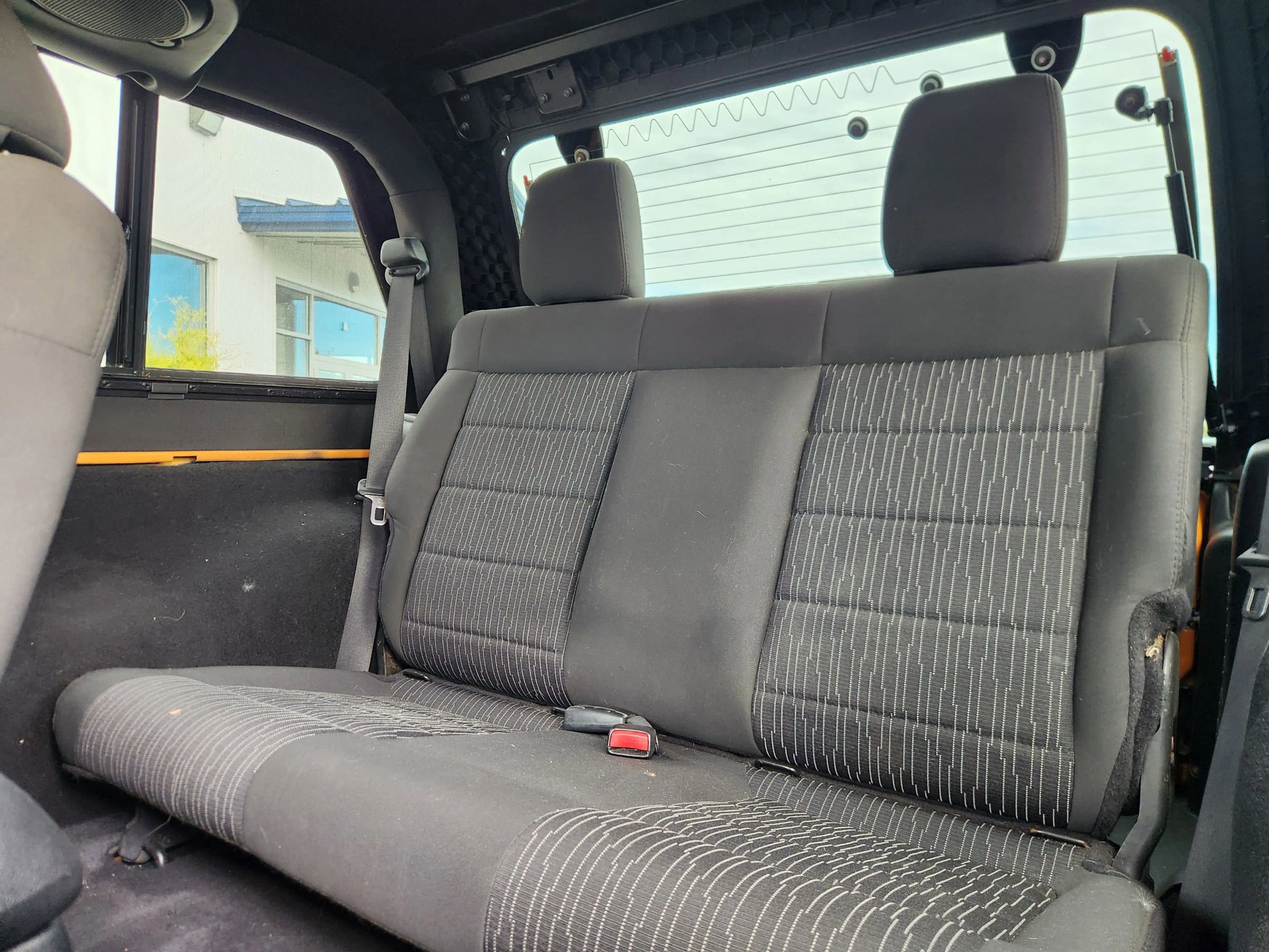 Used 2012 Jeep Wrangler Sahara image 39