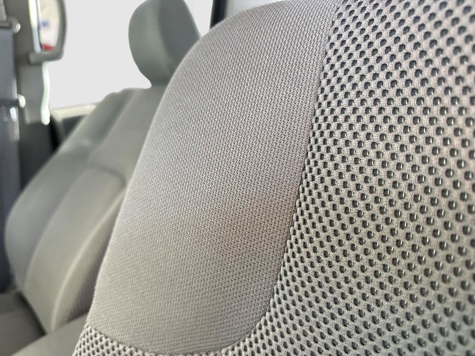 Used 2016 Nissan Frontier SV image 27