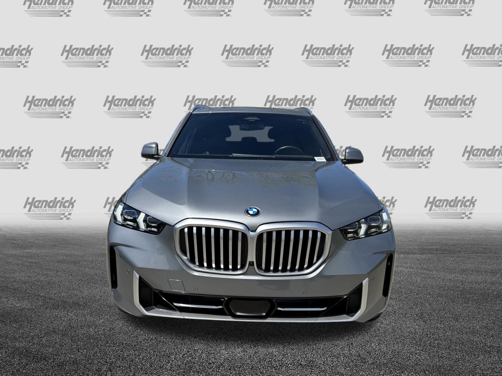 Certified 2026 BMW X5 xDrive40i AWD/4WD image 3