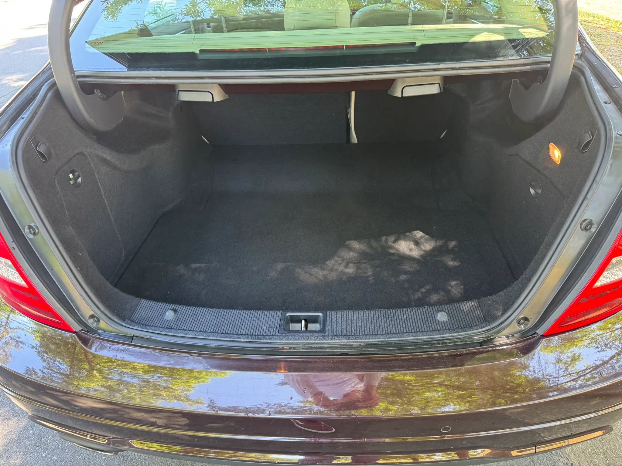 Used 2012 Mercedes-Benz C 250 Sedan image 21