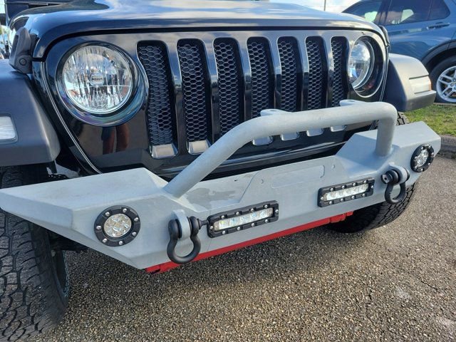 Used 2018 Jeep Wrangler Unlimited Sport image 7