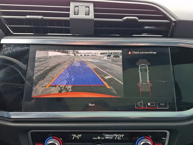 Used 2023 Audi Q3 2.0T Premium image 19