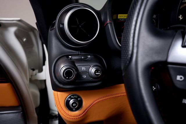 Used 2022 Ferrari Portofino M image 38