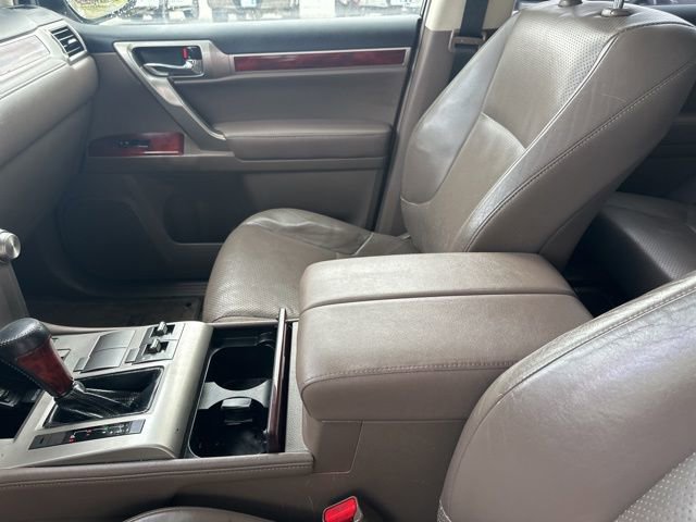 Used 2012 Lexus GX 460 image 16