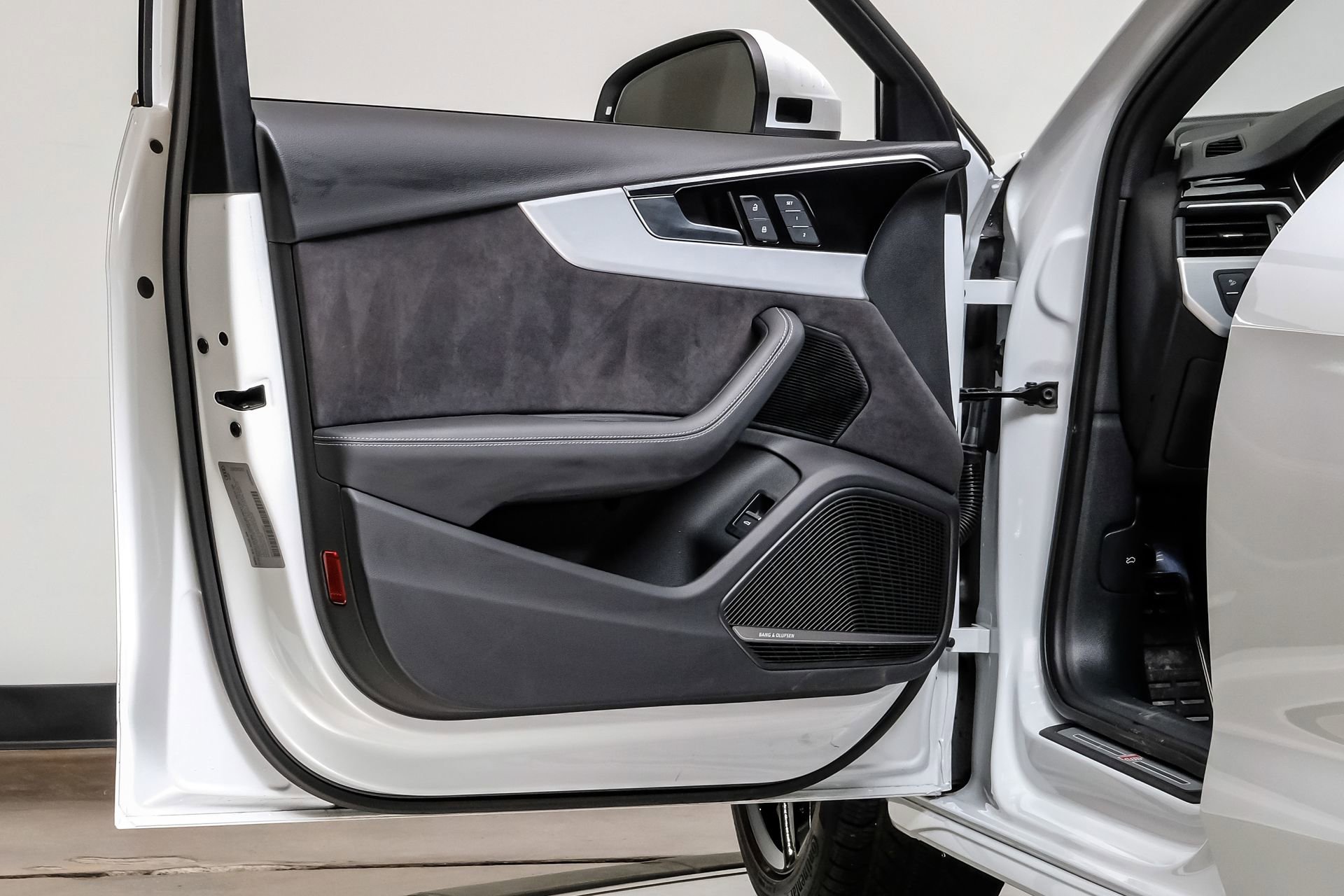 Used 2024 Audi A4 2.0T Premium Plus w/ Premium Plus Package image 46