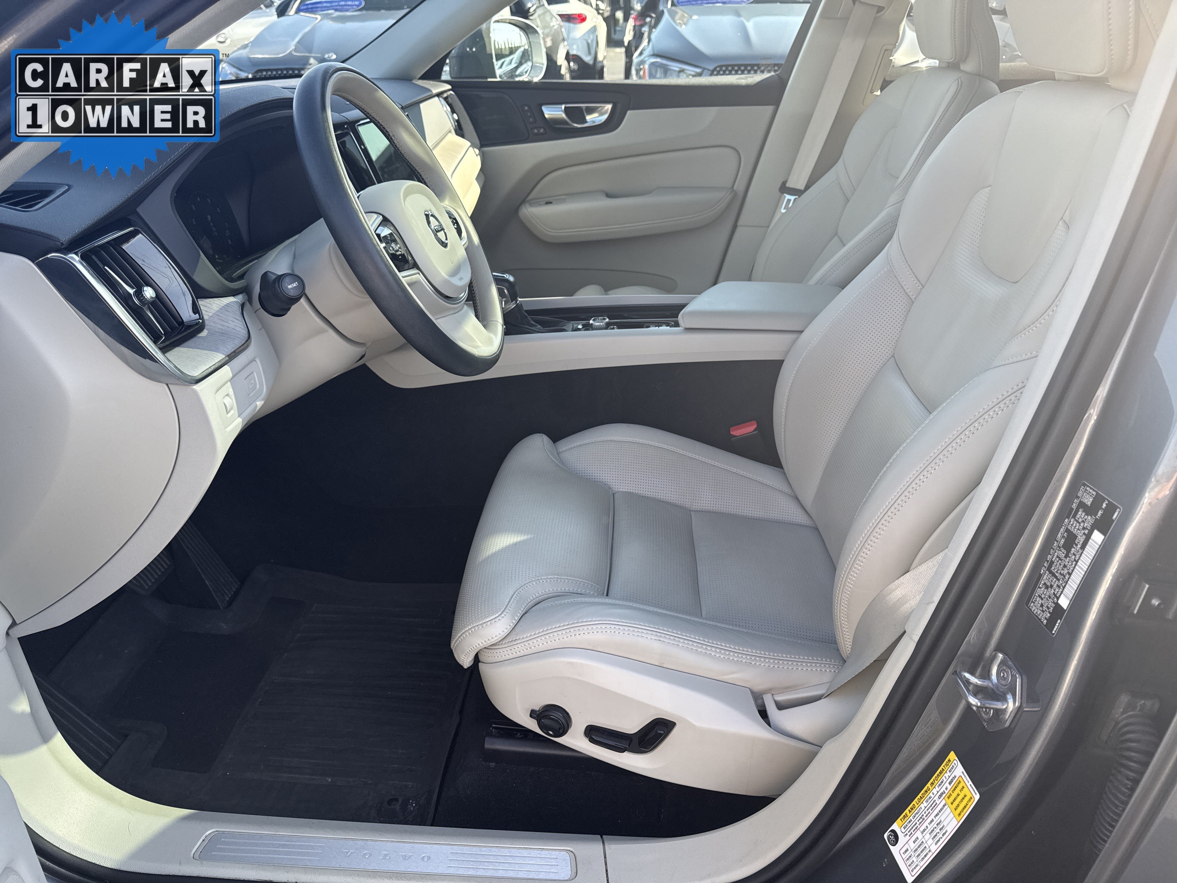 Used 2021 Volvo XC60 T5 Inscription w/ Protection Package Premier FWD image 16