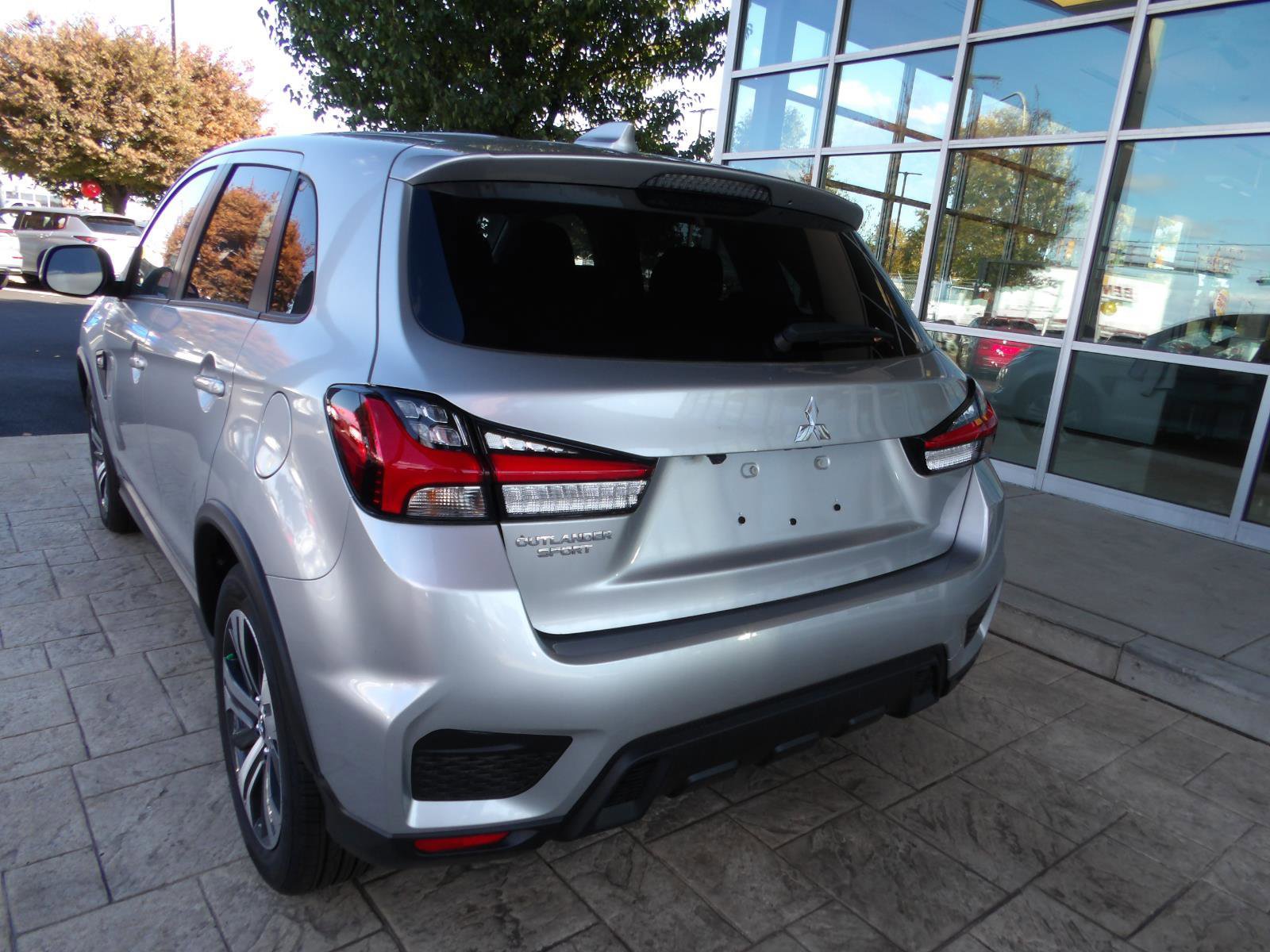 Used 2024 Mitsubishi Outlander Sport ES image 5
