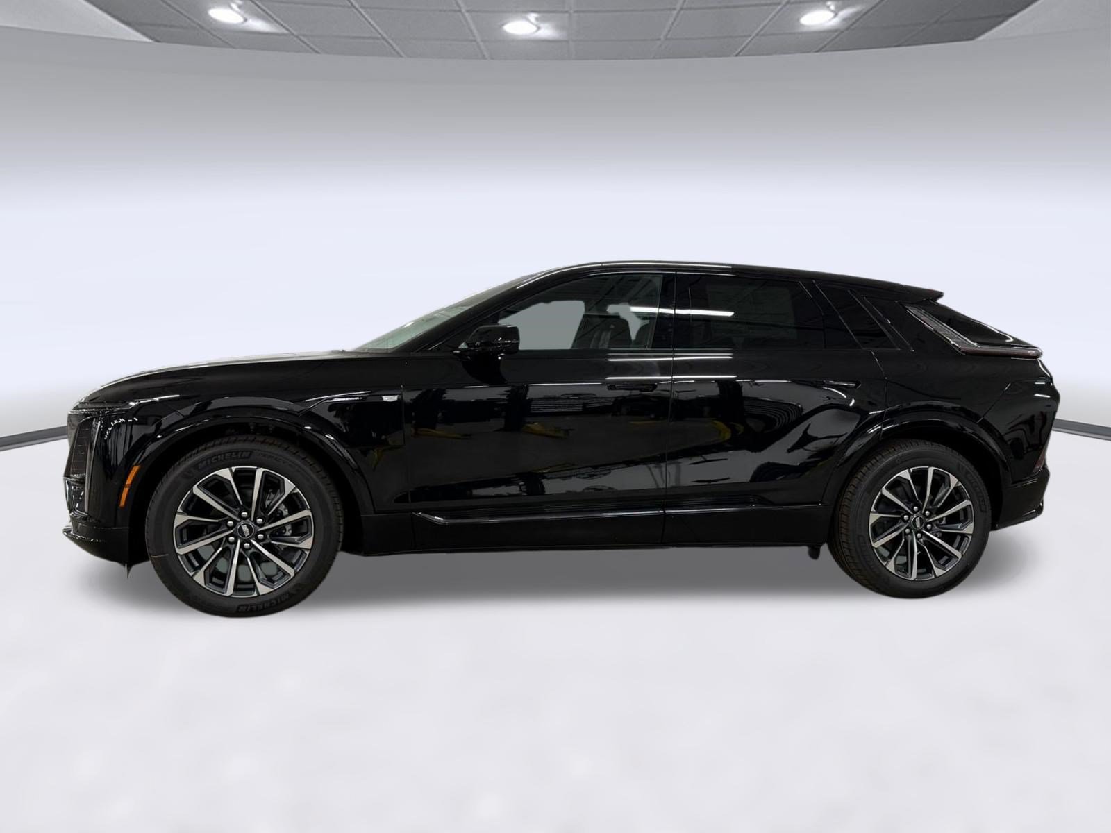 New 2026 Cadillac Lyriq Sport AWD/4WD image 2