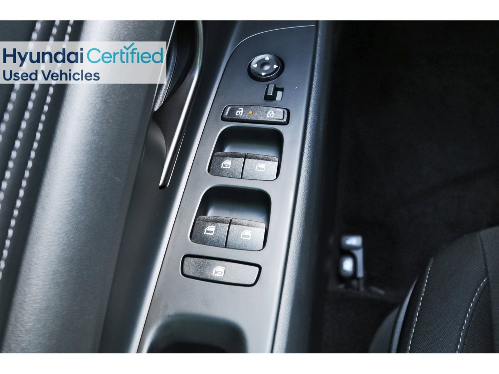 Certified 2025 Hyundai Elantra SEL FWD image 23