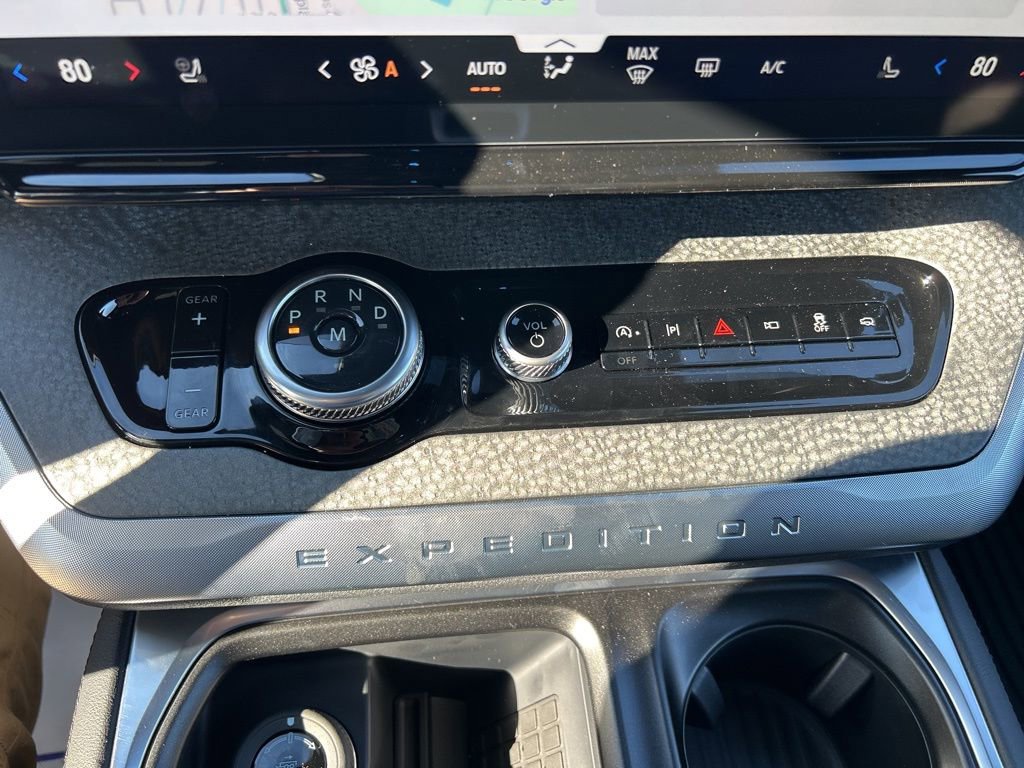 New 2025 Ford Expedition Tremor image 24