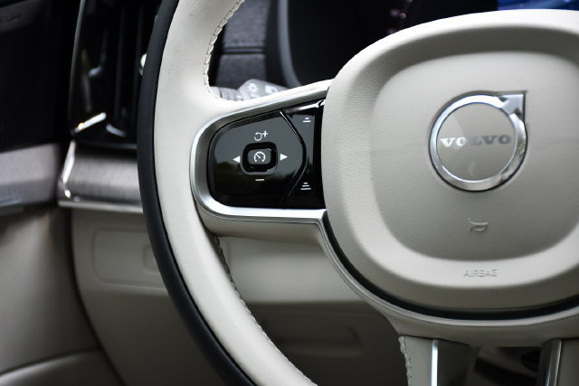 New 2026 Volvo XC90 T8 Ultra w/ Protection Package Premier AWD/4WD image 23