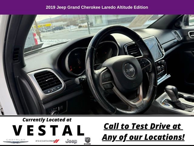 Used 2019 Jeep Grand Cherokee Altitude image 13