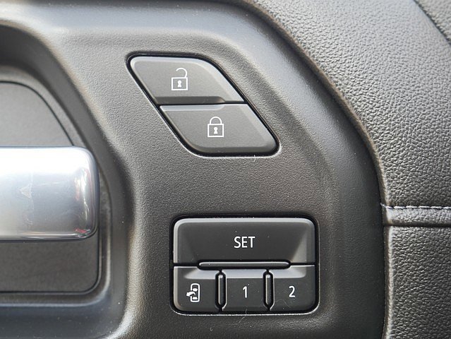 Used 2021 Chevrolet Silverado 2500 High Country w/ Z71 Off-Road Package image 26