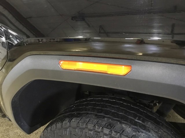 Used 2023 GMC Canyon Elevation w/ Convenience Package image 15