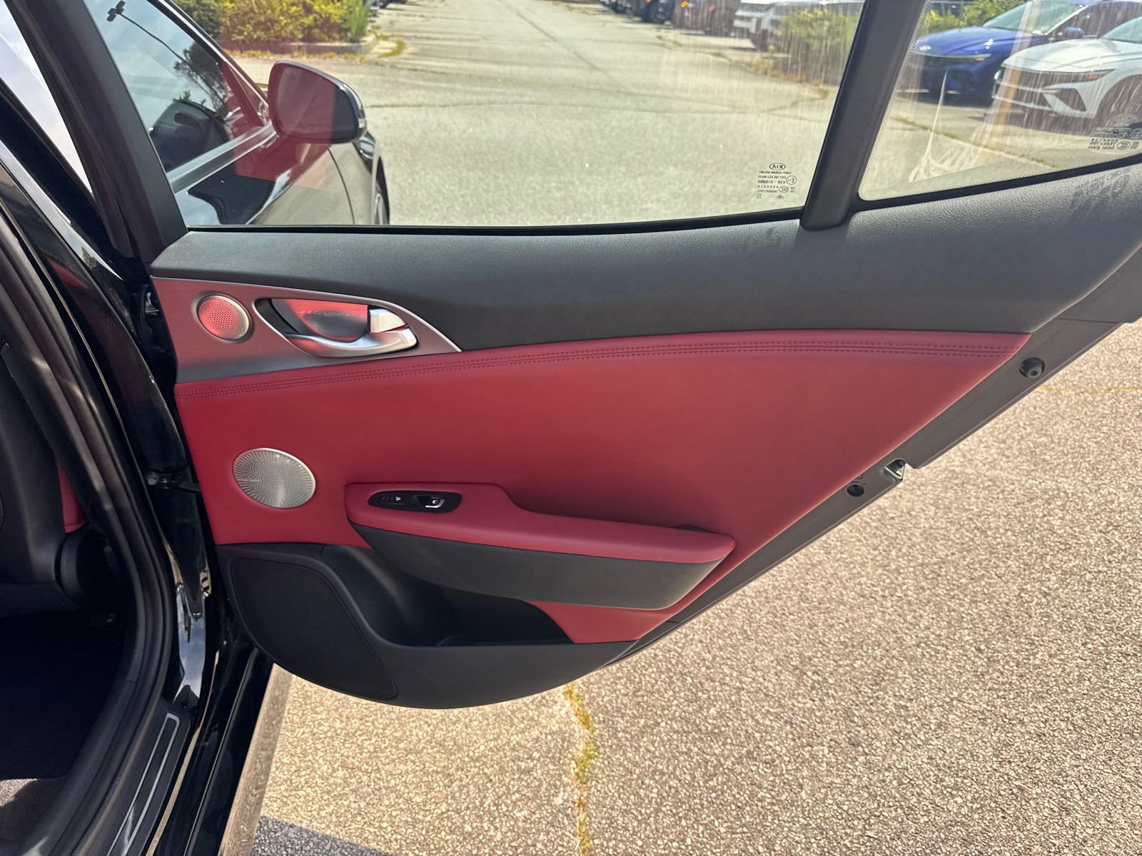 Used 2019 Kia Stinger GT2 AWD/4WD image 16