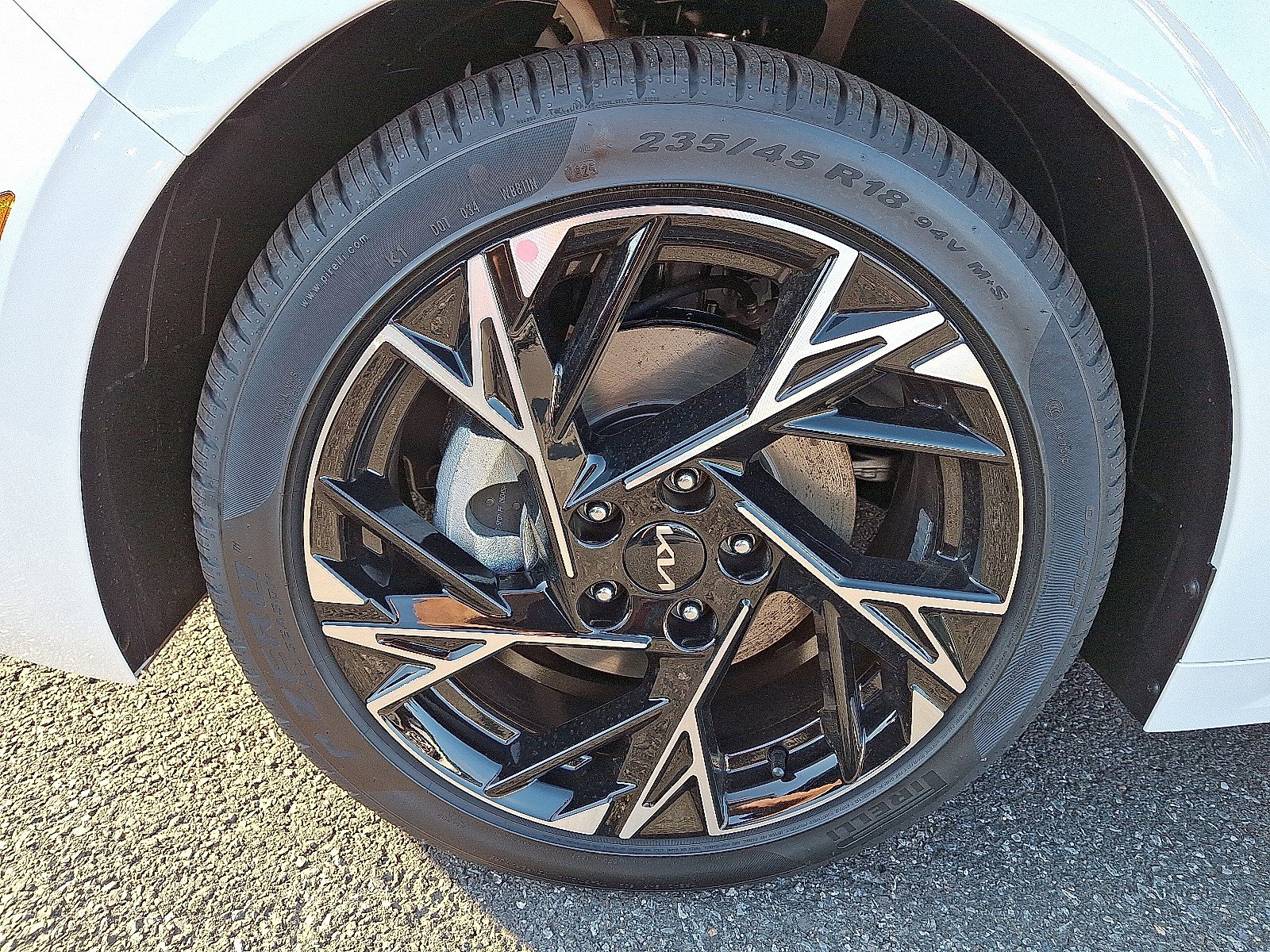 New 2026 Kia K5 GT-Line w/ GT-Line Red Interior Package FWD image 4