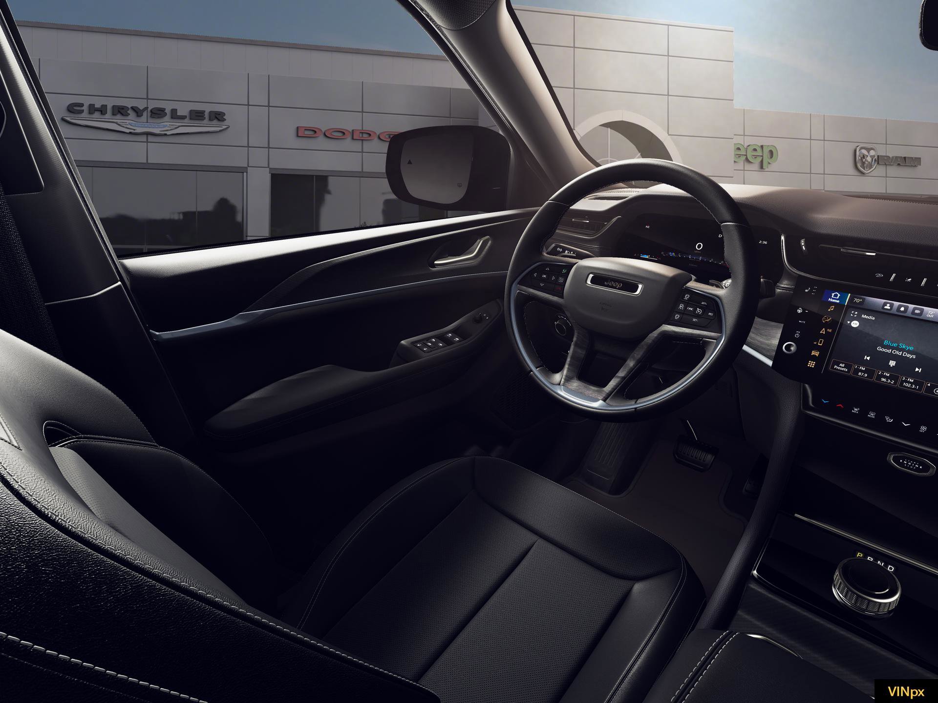 New 2026 Jeep Grand Cherokee Altitude image 20