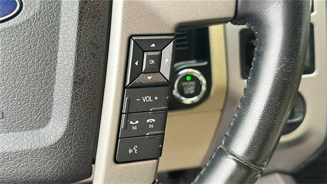 Used 2017 Ford Expedition Limited image 25