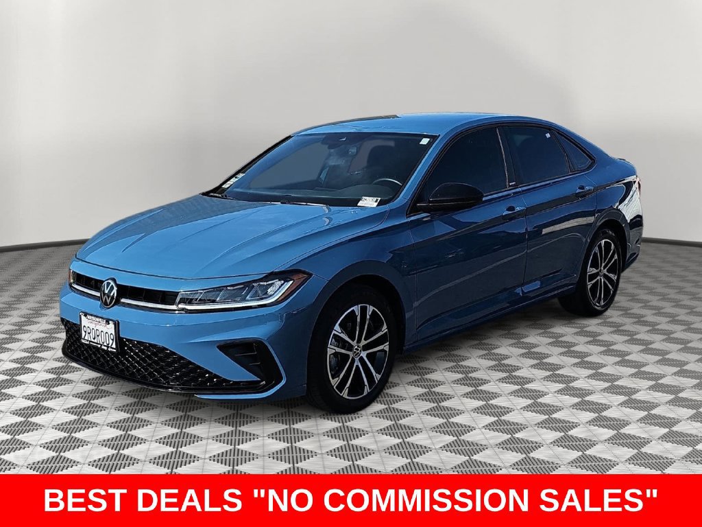 Used 2025 Volkswagen Jetta Sport FWD image 7