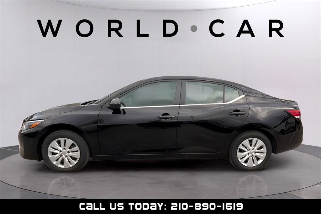Used 2025 Nissan Sentra S image 4