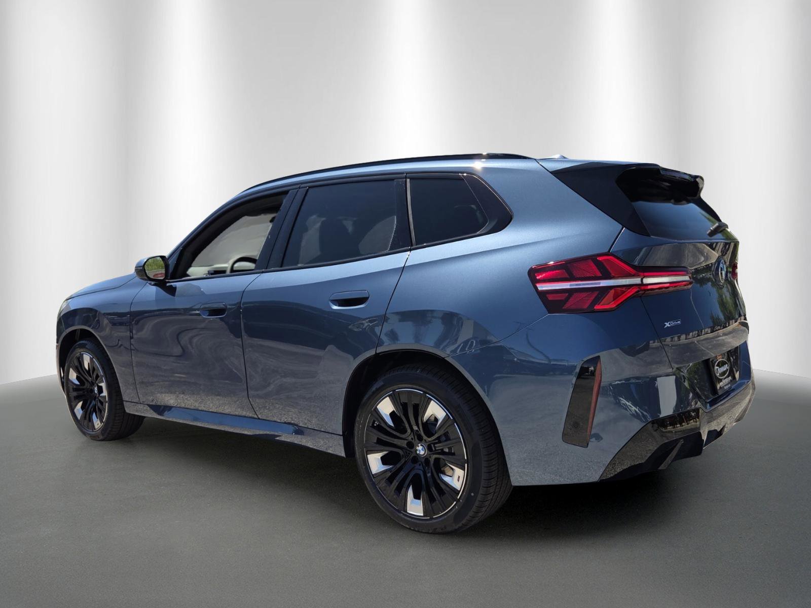 New 2026 BMW X3 xDrive30 w/ M Sport Package AWD/4WD image 5