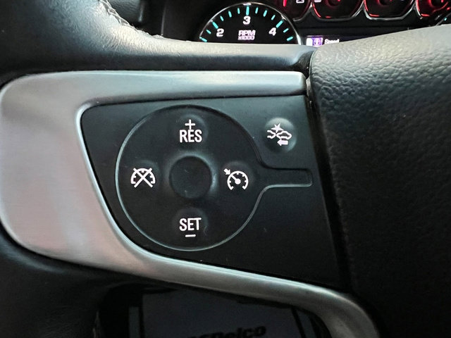 Used 2017 GMC Yukon XL SLE w/ SLE Value Package image 19