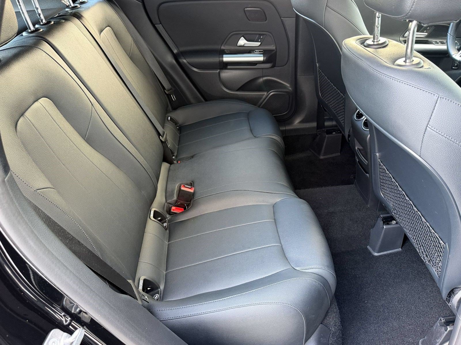 Used 2025 Mercedes-Benz GLA 250 image 29