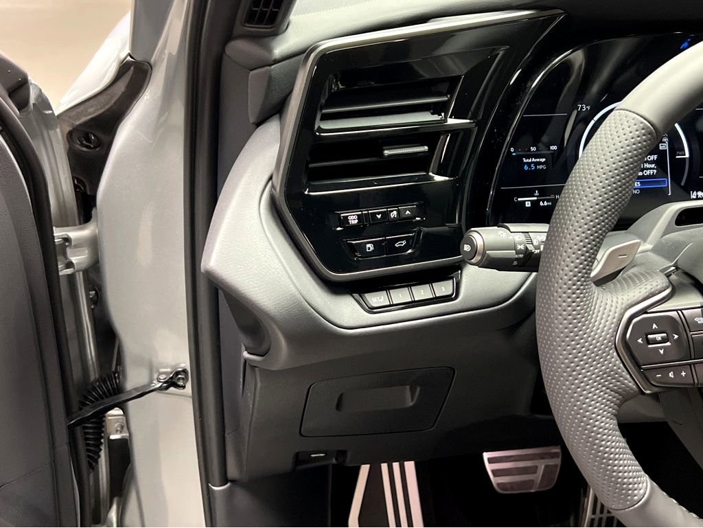 New 2026 Lexus TX 500h AWD image 41