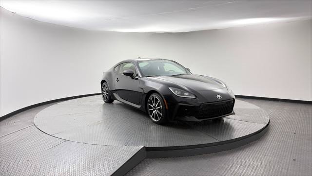 Used 2023 Toyota GR86 RWD image 11