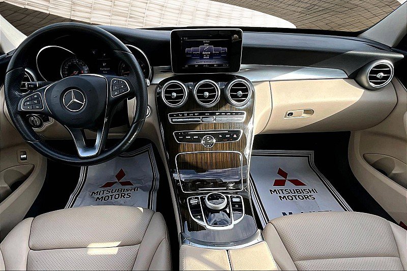 Used 2018 Mercedes-Benz C 300 Sedan w/ Premium Package image 15