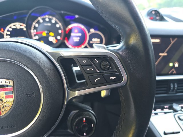 Used 2023 Porsche Cayenne Platinum Edition AWD/4WD image 16