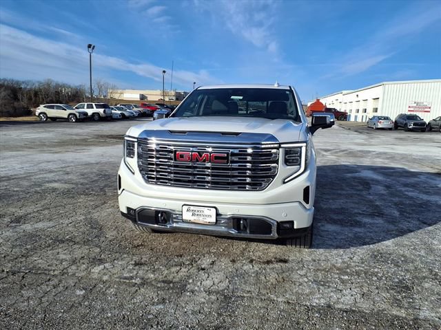 Used 2024 GMC Sierra 1500 Denali AWD/4WD image 15