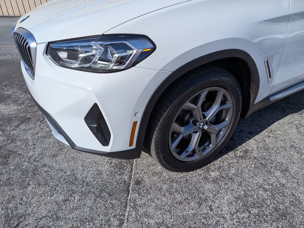 Used 2024 BMW X3 sDrive30i w/ Premium Package image 8