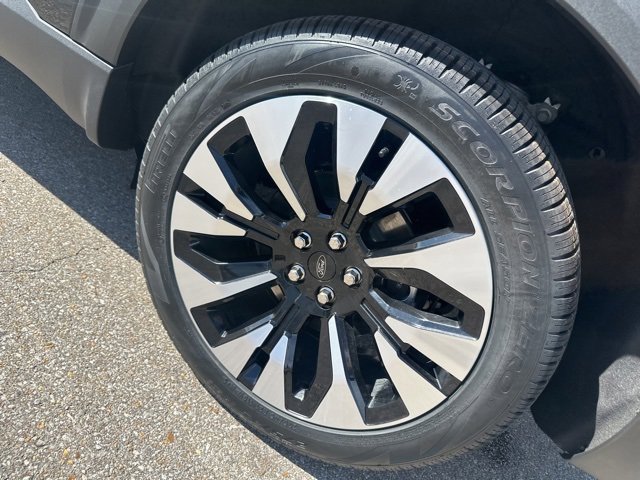 New 2026 Ford Explorer Platinum w/ LUX Leather Package image 24