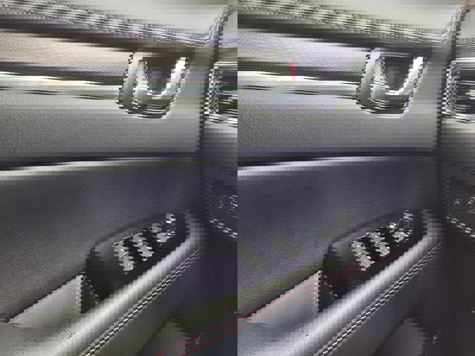 Used 2025 MAZDA CX-5 Carbon Edition image 20