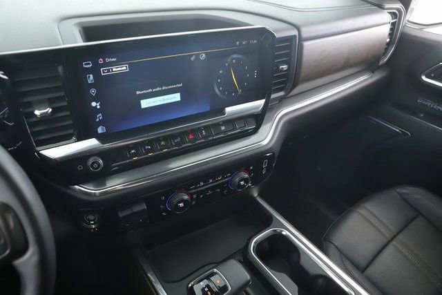 Used 2024 Chevrolet Silverado 1500 High Country w/ High Country Premium Package image 28