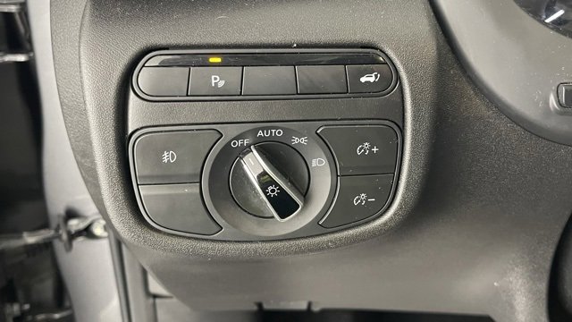 Used 2019 INFINITI QX50 Essential image 36