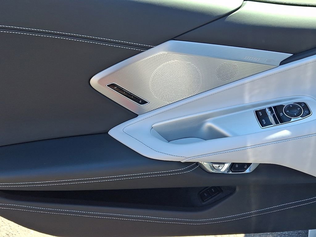Used 2022 Chevrolet Corvette Stingray Premium Cpe w/ Z51 Performance Package image 10