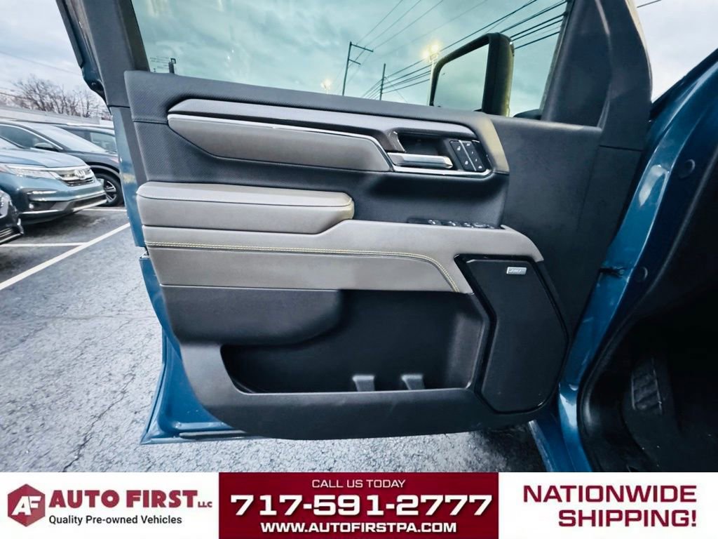 Used 2024 Chevrolet Silverado 2500 ZR2 w/ Technology Package image 9