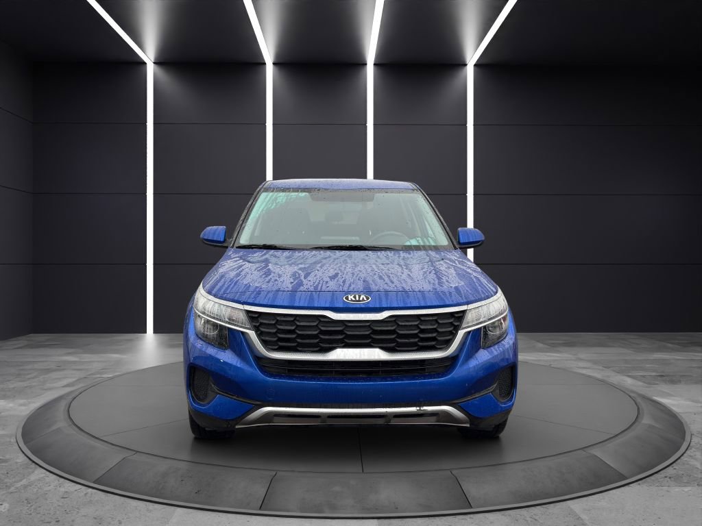 Used 2021 Kia Seltos LX image 2