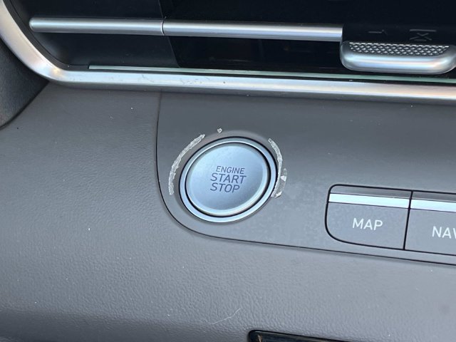 Certified 2024 Hyundai Elantra SEL FWD image 32