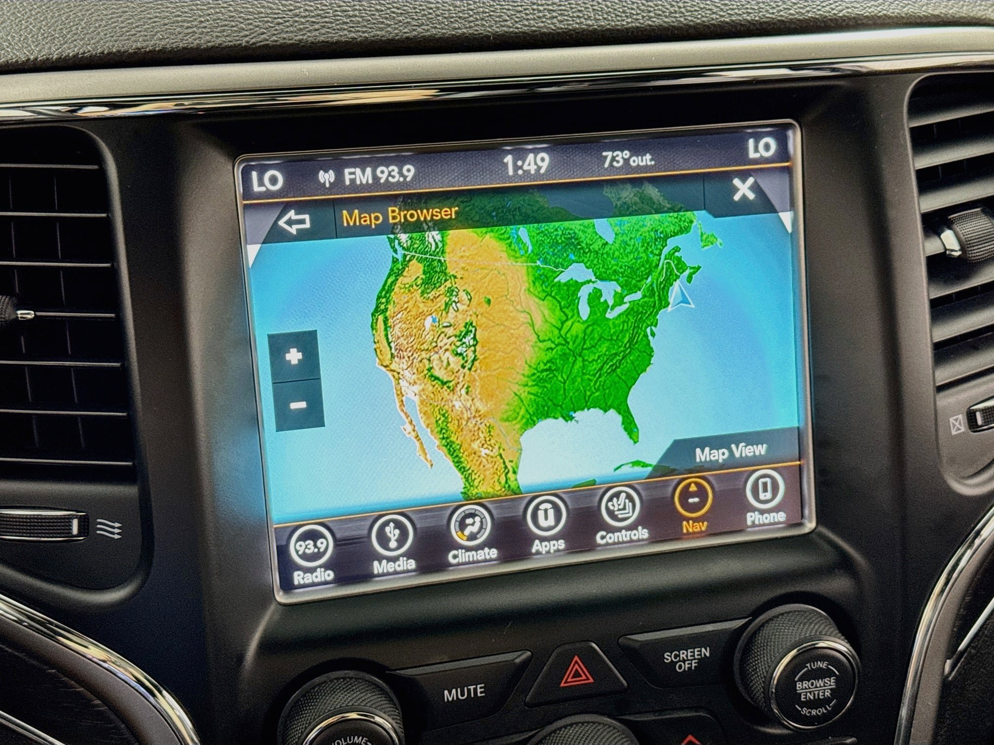 Used 2018 Jeep Grand Cherokee Limited AWD/4WD image 2