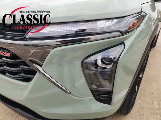 Used 2024 Chevrolet Trax RS w/ Driver Confidence Package image 10