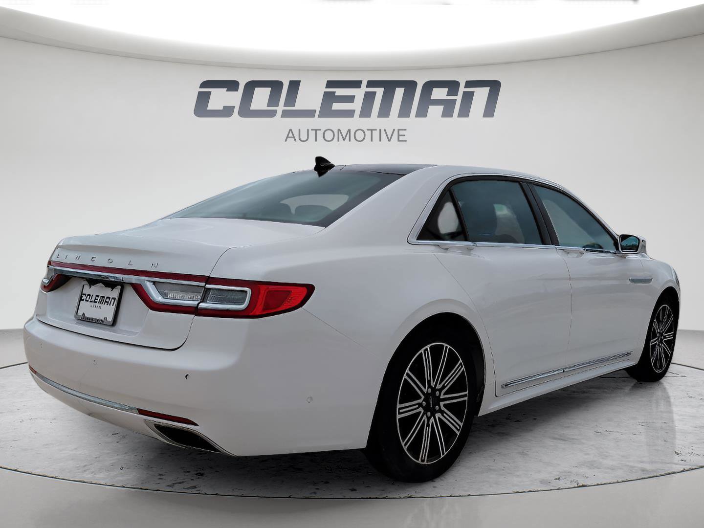 Used 2018 Lincoln Continental Reserve image 5