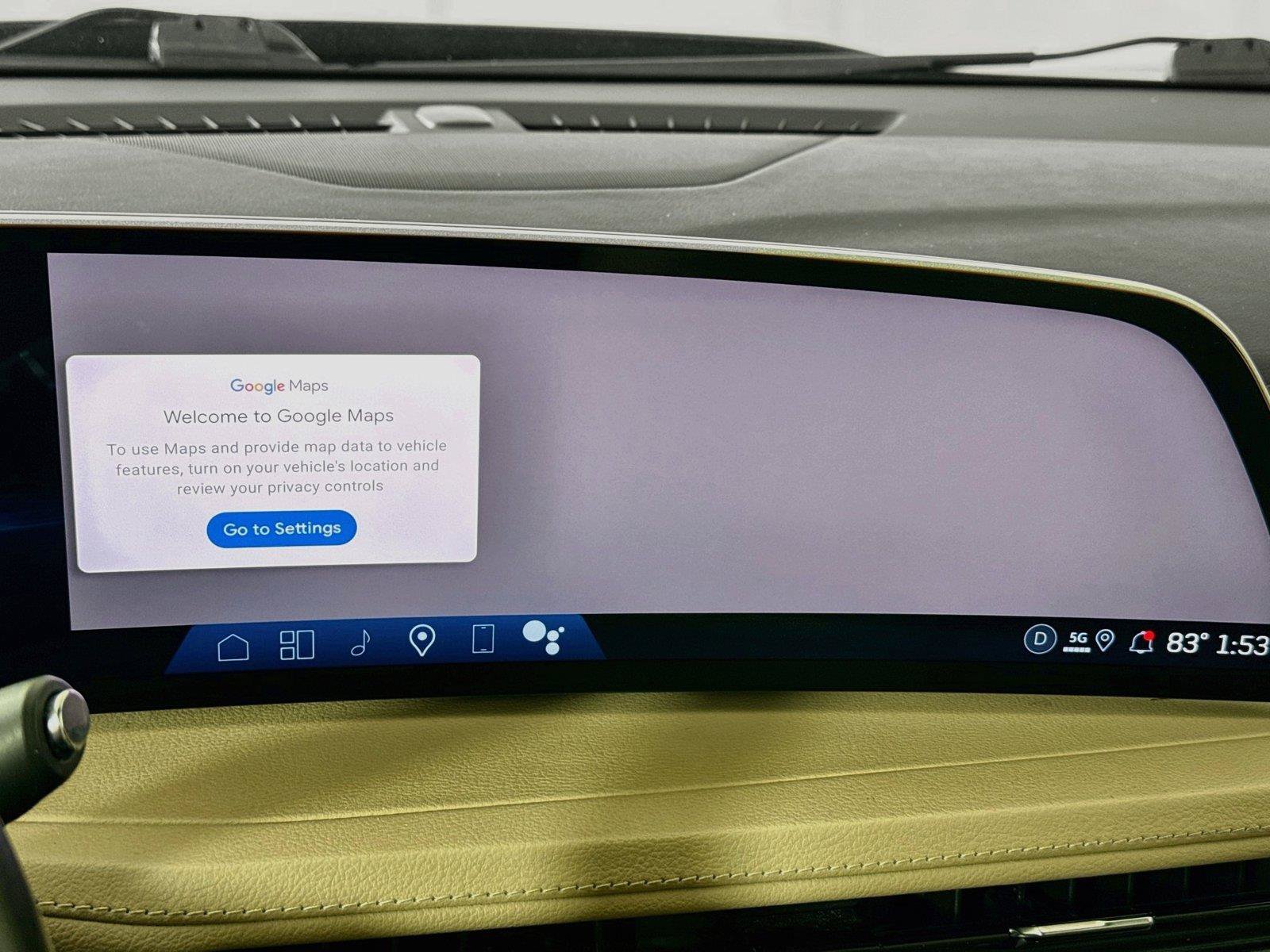 Used 2025 Cadillac XT4 Premium Luxury FWD image 7