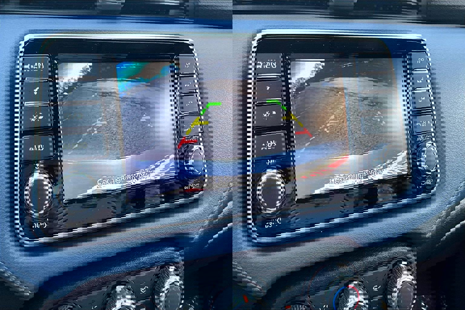 Used 2025 Nissan Versa SV image 19