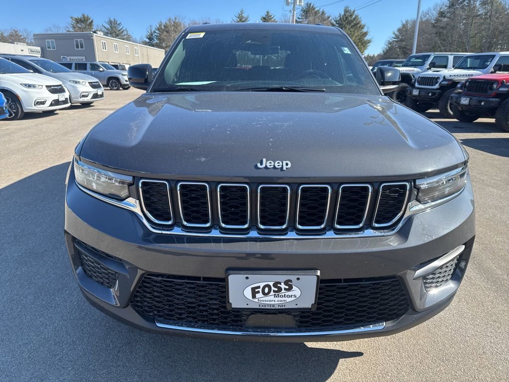 New 2026 Jeep Grand Cherokee Laredo image 8