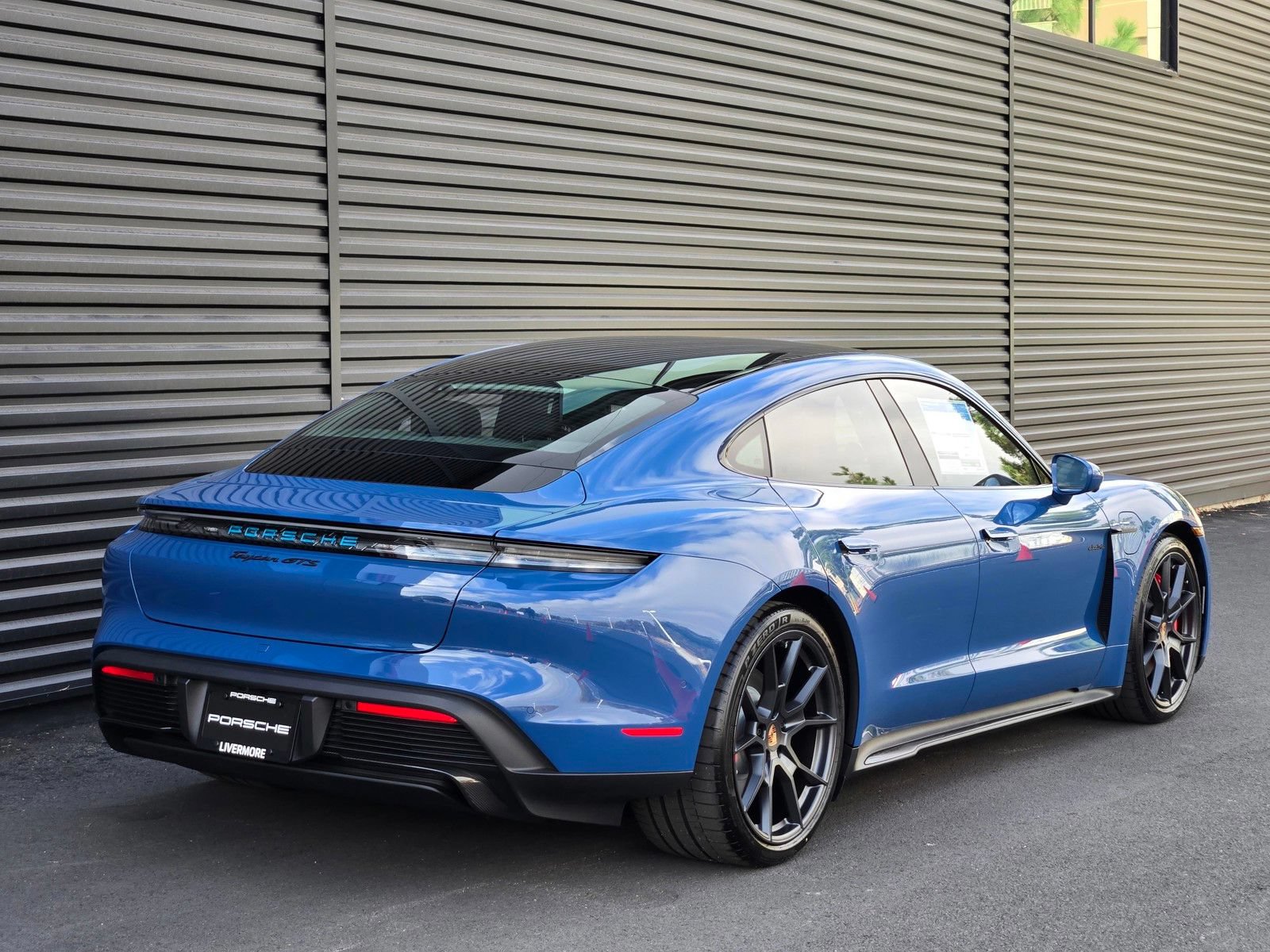 New 2026 Porsche Taycan GTS AWD/4WD image 7