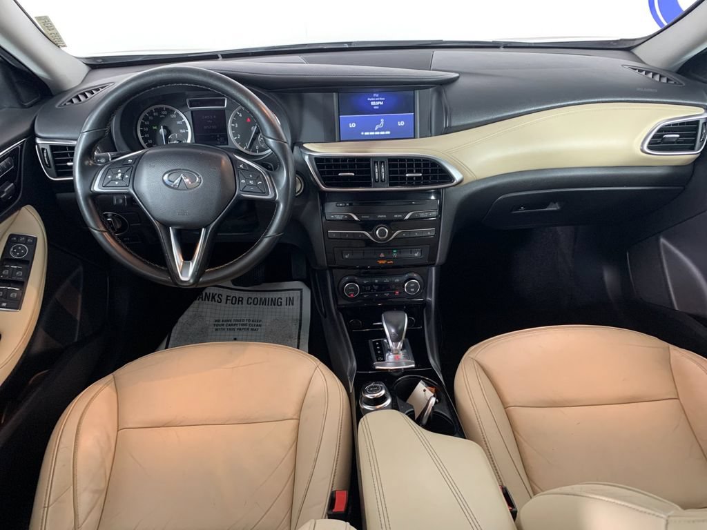 Used 2017 INFINITI QX30 w/ Cargo Package FWD image 33